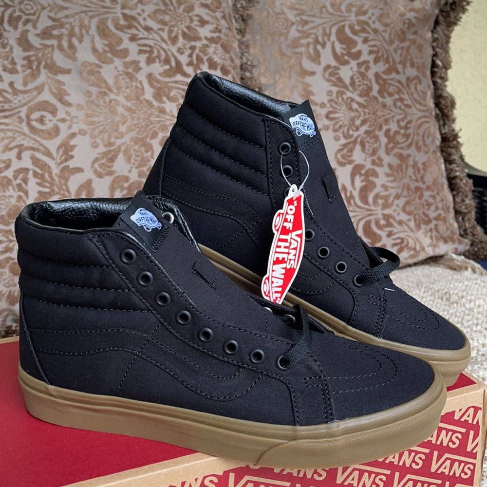 Vans Men’s Sk8-Hi Reissue Canvas Gum Black/Light Gum sneakers - Picture 8 of 16